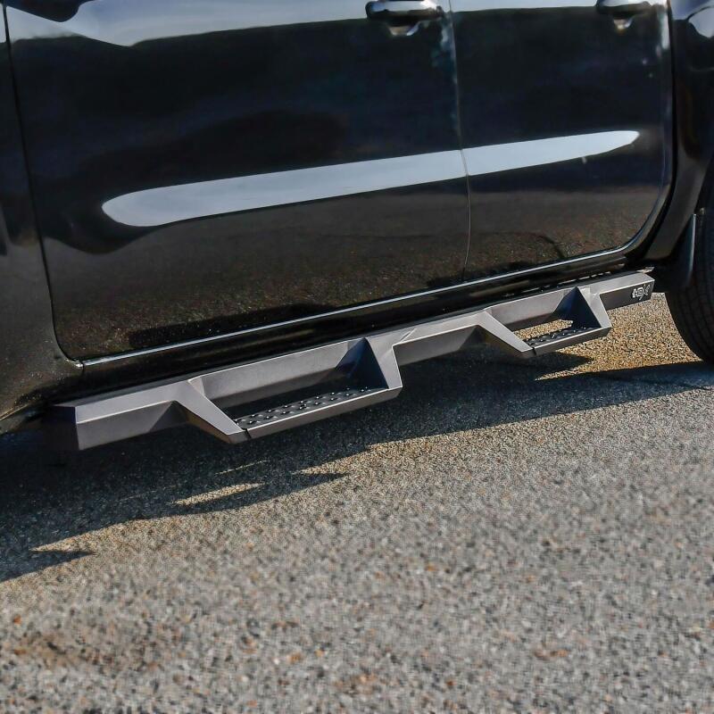 WES Nerf Bars - HDX Drop - Westin 2022 Nissan Frontier Crew Cab Pickup HDX Drop Nerf Step Bars - Textured Black