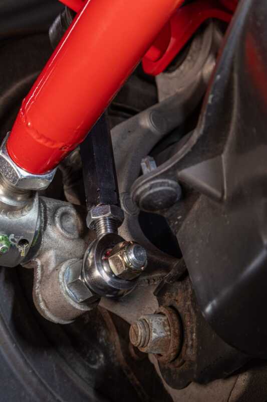 UMI Sway Bar Links - UMI 16-24 Chevrolet Camaro Suspension Stabilizer Bar Link - Red