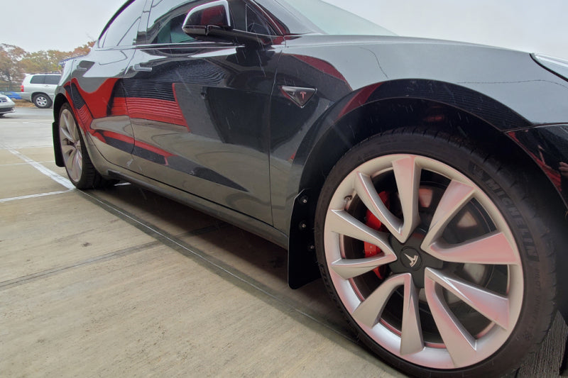 RAL UR Blk Flap/Blue Logo - Rally Armor 17-23 Tesla Model 3 Black UR Mud Flap w/Blue Logo