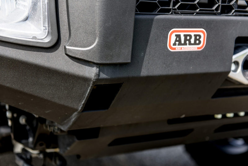 ARB Summit Bull Bars - ARB Summit Combar Kit Textured Tundra 2014-17 ARB Fog Ii (Fit Kit NOT Included)