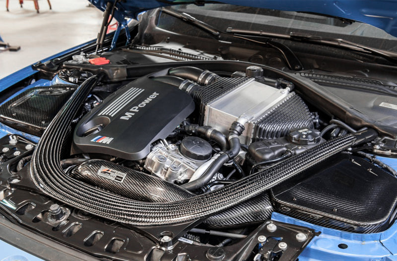 AWE S-FLO Intakes - AWE Tuning BMW F8x M3/M4 S-FLO Carbon Intake
