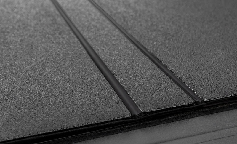 ACC LOMAX Stance - Access LOMAX Stance Hard Cover 2022+ Toyota Tundra 5ft 6in Box (w/deck rail)
