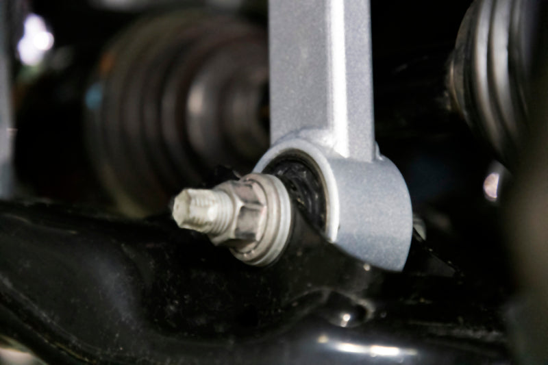 BT Trail Performance Shocks - Belltech Trail Performance Lifting Strut 16-20 Toyota Tacoma 4WD 4-6IN - Front