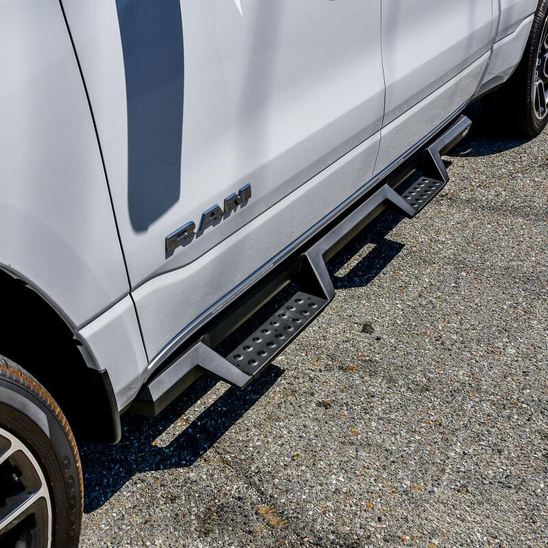 WES Nerf Bars - HDX Drop - Westin/HDX 2019 Ram 1500 Crew Cab Drop Nerf Step Bars - Textured Black