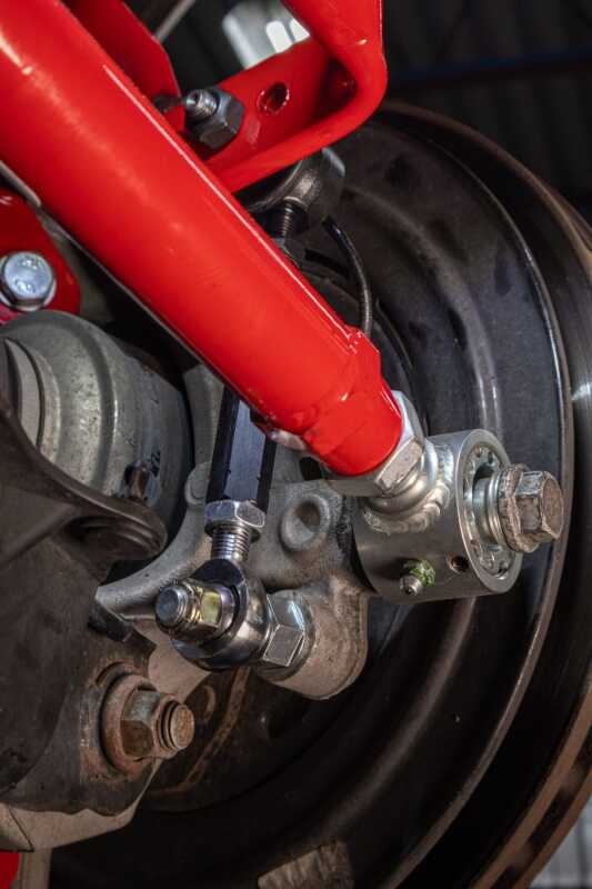 UMI Sway Bar Links - UMI 16-24 Chevrolet Camaro Suspension Stabilizer Bar Link - Red