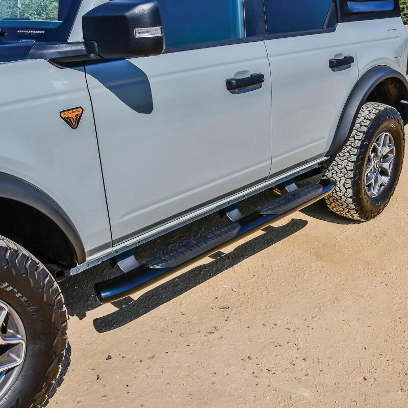 WES Nerf Bars - PRO TRAXX 5 - Westin 21-22 Ford Bronco (4-Door) PRO TRAXX 5 Oval Nerf Step Bars - Textured Black