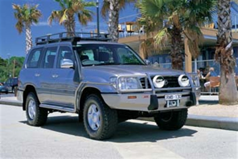 ARB Bull Bars - ARB Combar 100Ifsto 10/02 9-12 (Fit Kit NOT Included)