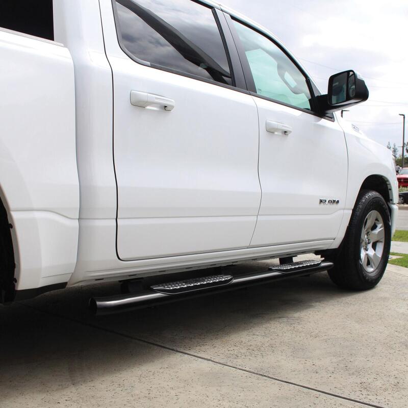 WES Nerf Bars - PRO TRAXX 4 - Westin 19-20 Ram 1500 Quad Cab (Excludes Ram 1500 Classic) PRO TRAXX 4 Oval Nerf Step Bars - Black