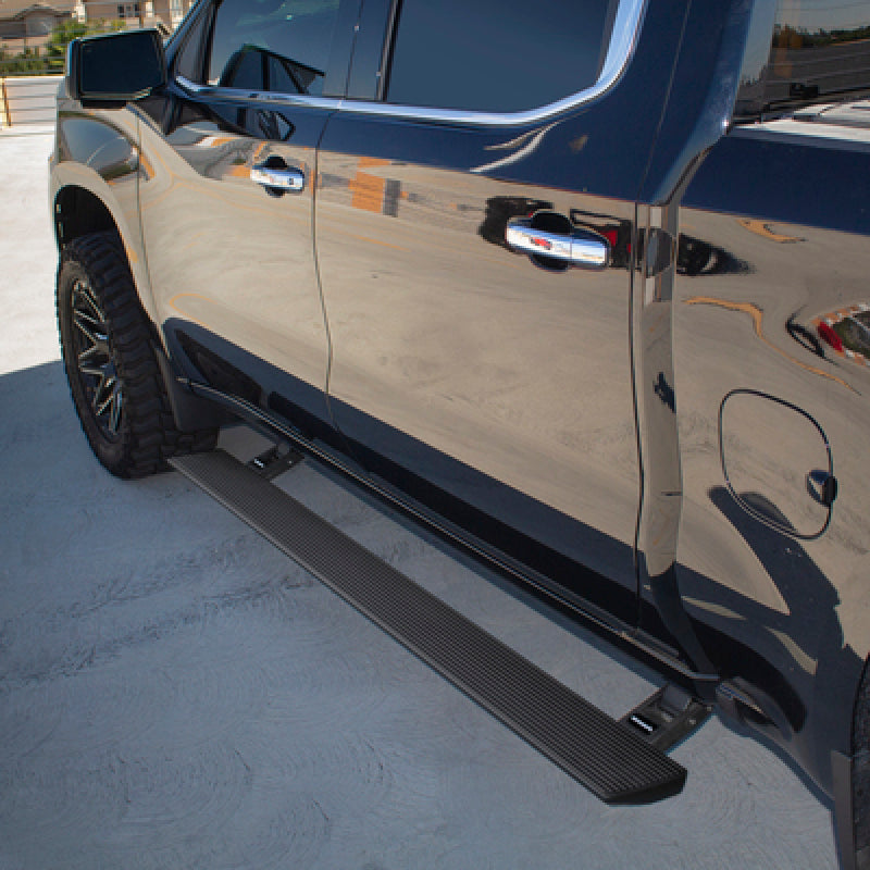 GOR RealTruck VoltStep Running Boards - RealTruck 19-25 Chevy Silverado 1500 CC 4dr VoltStep Electric Running Board Kit - Tex. Blk