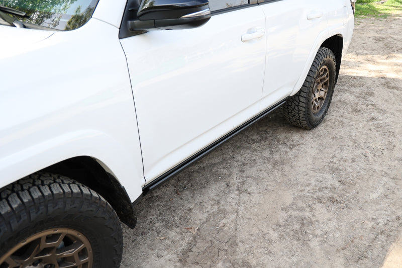 GOR RealTruck VoltStep Running Boards - RealTruck 14-24 Toyota 4Runner VoltStep Electric Running Board Kit - Tex. Blk