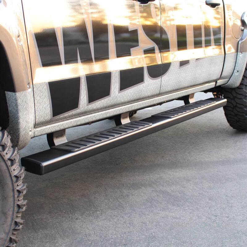 WES Nerf Bars - R7 - Westin 2007-2018 Chevy Silverado Ext/Dbl Cab R7 Nerf Step Bars - Black