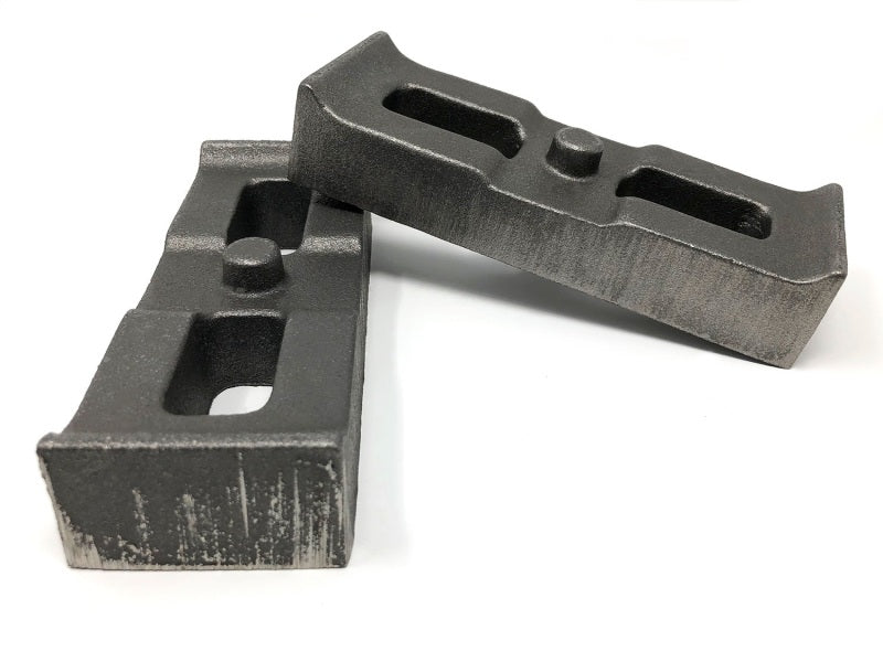 TUF Lift Blocks - Tuff Country 01-10 GMC Sierra 2500HD/3500 4wd 1in Cast Iron Lift Blocks Pair