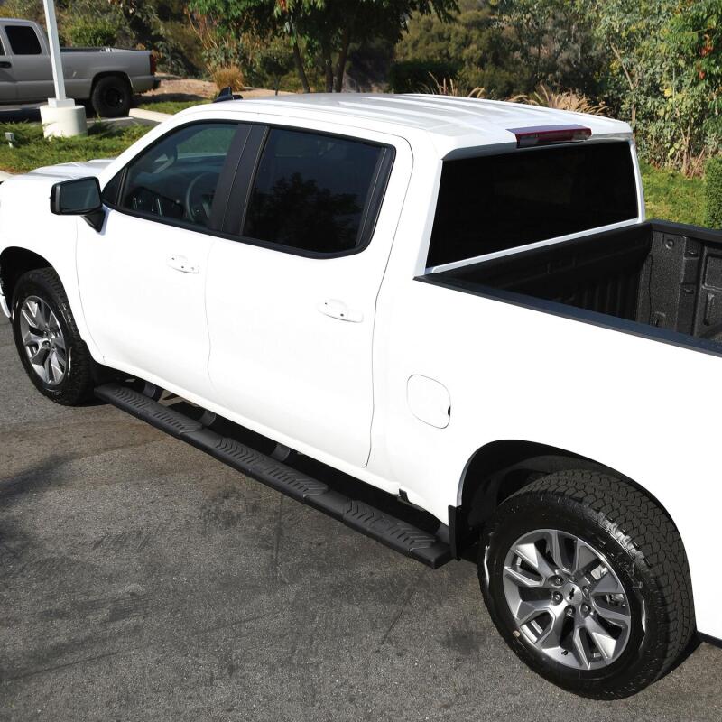 WES Nerf Bars - R5 - Westin 2019 Chevrolet Silverado/Sierra 1500 Crew Cab (5.5ft) R5 Modular Nerf Step Bars - Black