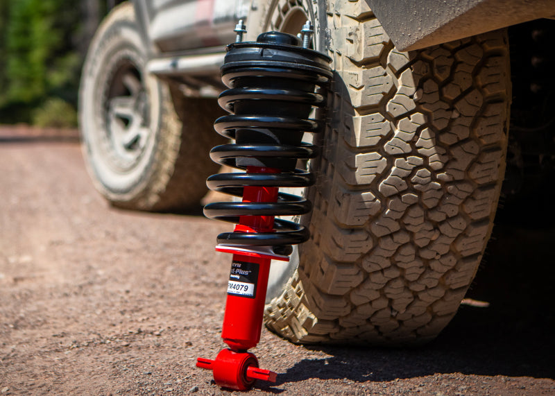 KYB MonoMax Shock - KYB Shocks & Struts MonoMax Front 07-10 Chevrolet Tahoe (2WD)