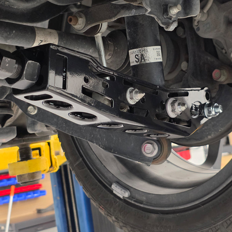 BX Lower Control Arms - BLOX Racing Racing Rear Lower Control Arms - Blk (Toyota 86 / Scion FRS / Subaru BRZ / WRX / STi) V2