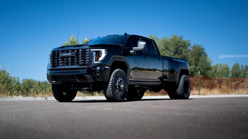 COG Lift Kit - Standard - Cognito 20-24 Chevy/GMC Silverado/Sierra 2500/3500 HD 2WD/4WD 4in Std Lift Kit w/ Fox PS 2.0 IFP