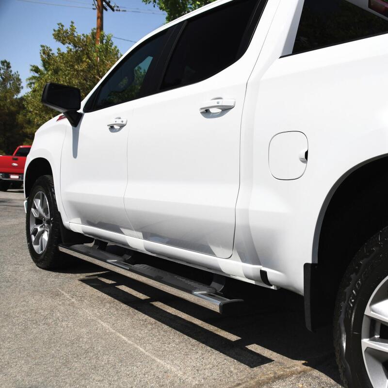 WES Nerf Bars - R5 - Westin 2019 Chevrolet Silverado/Sierra 1500 Crew Cab R5 Nerf Step Bars - SS