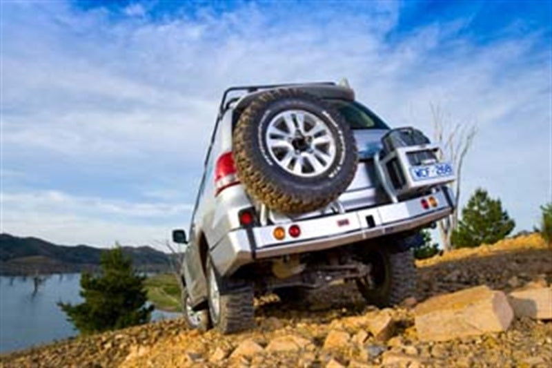 ARB Rear Bars w/o Carriers - ARB Rear Bar 200 Series Blk 2007 To 10/15 (Fit Kit NOT Included)