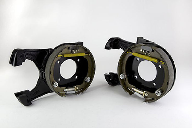 WIL Caliper Brackets - Wilwood Caliper Bracket Kit - 12 Bolt Chevy 1PC 12.19x.81 Rotor (Disc/Drum D154)