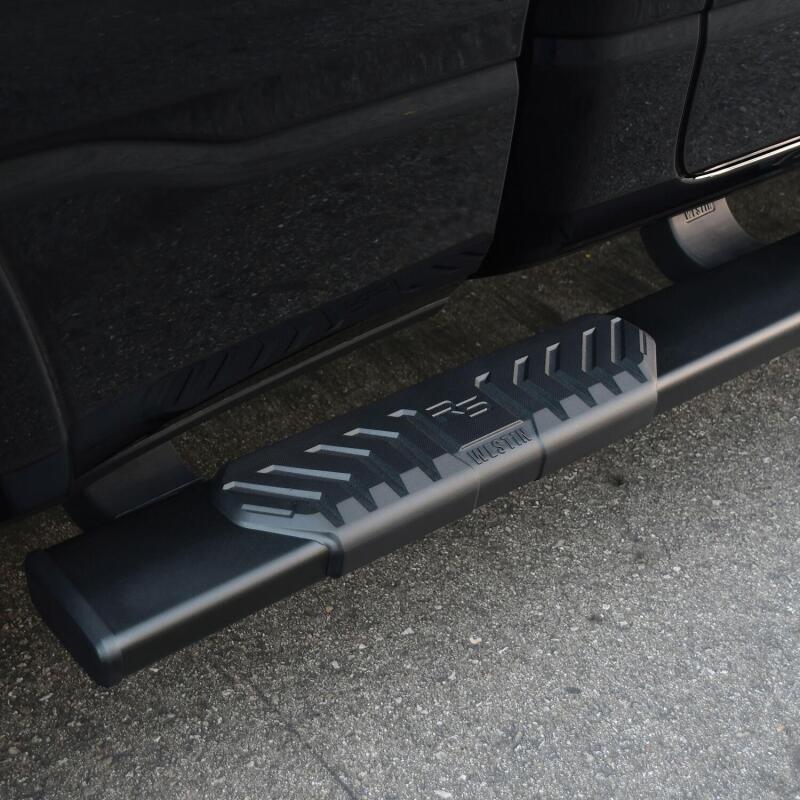 WES Nerf Bars - R5 - Westin 19-21 Ram 1500 Crew Cab R5 M-Series Wheel-to-Wheel Nerf Step Bars - Black