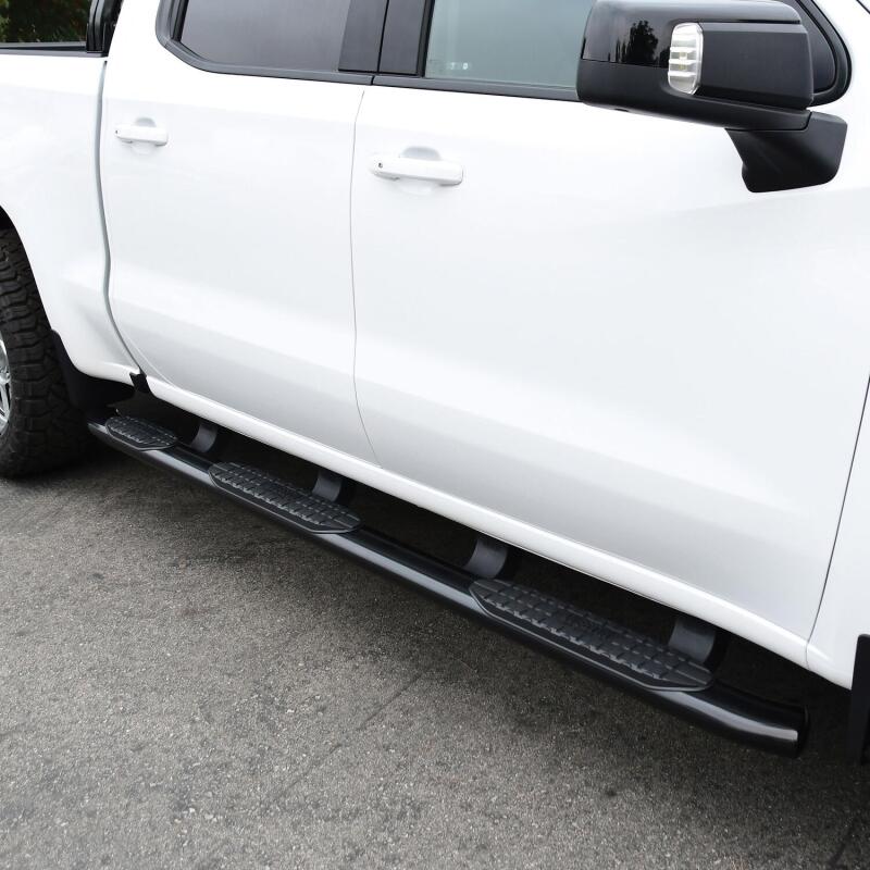 WES Nerf Bars - PRO TRAXX 5 - Westin 2019 Chevrolet Silverado/Sierra 1500 CC (5.5ft) PRO TRAXX 5 WTW Oval Nerf Step Bars - Black