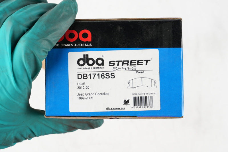 DBA Street Series Brake Pads - DBA 99-04 Jeep Grand Cherokee Street Series Front Brake Pads